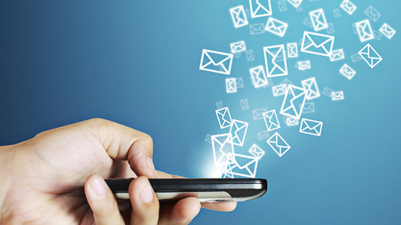 Love Bombing là gì?